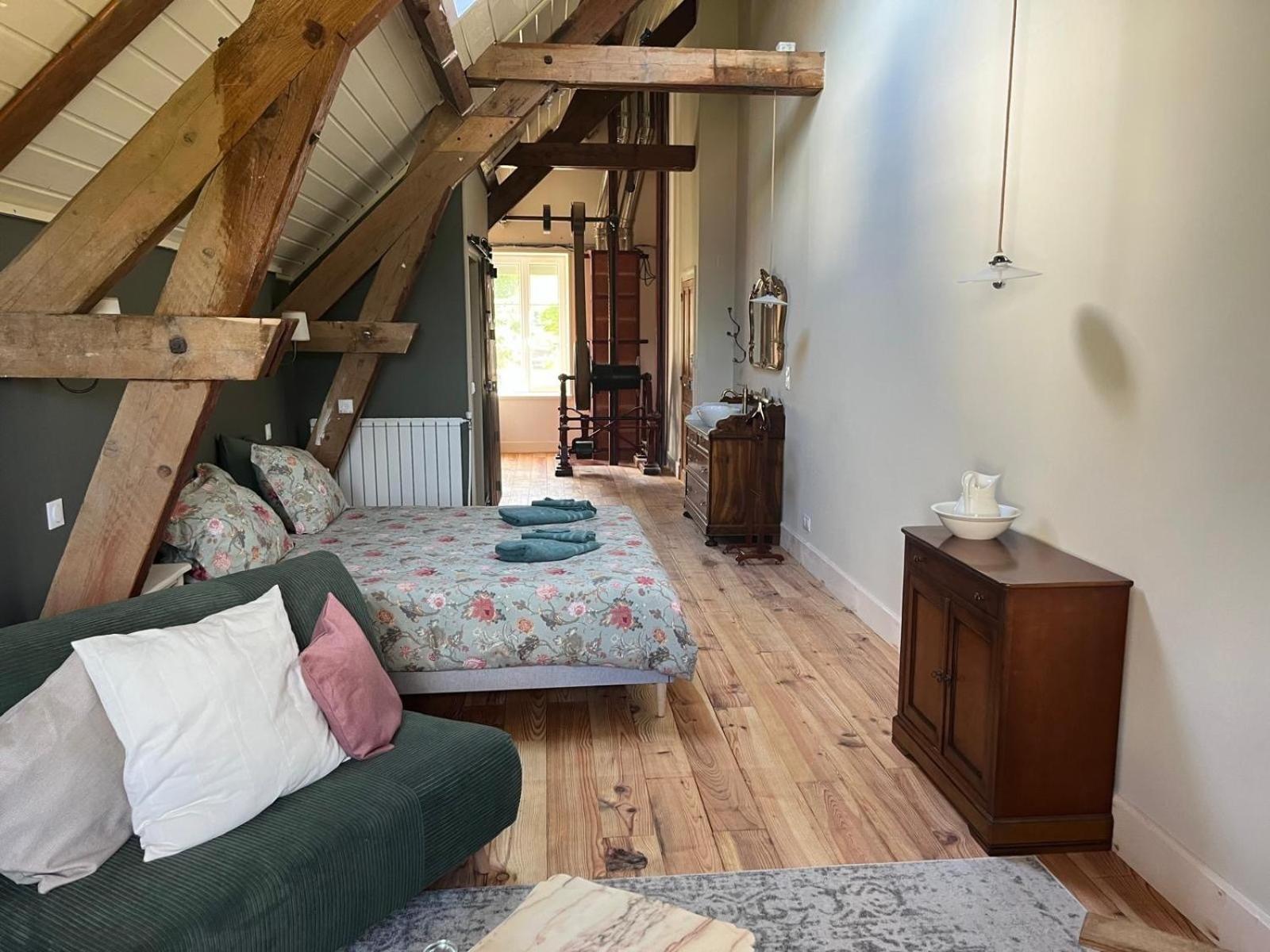 Bed and Breakfast Moulin De Maupoy Saint-Symphorien-de-Marmagne Esterno foto